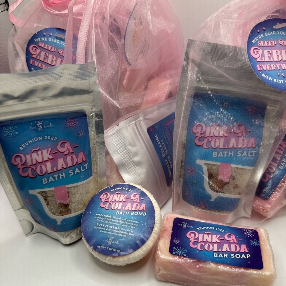 Pink A Colada Bath Set - Picture 3 of 3